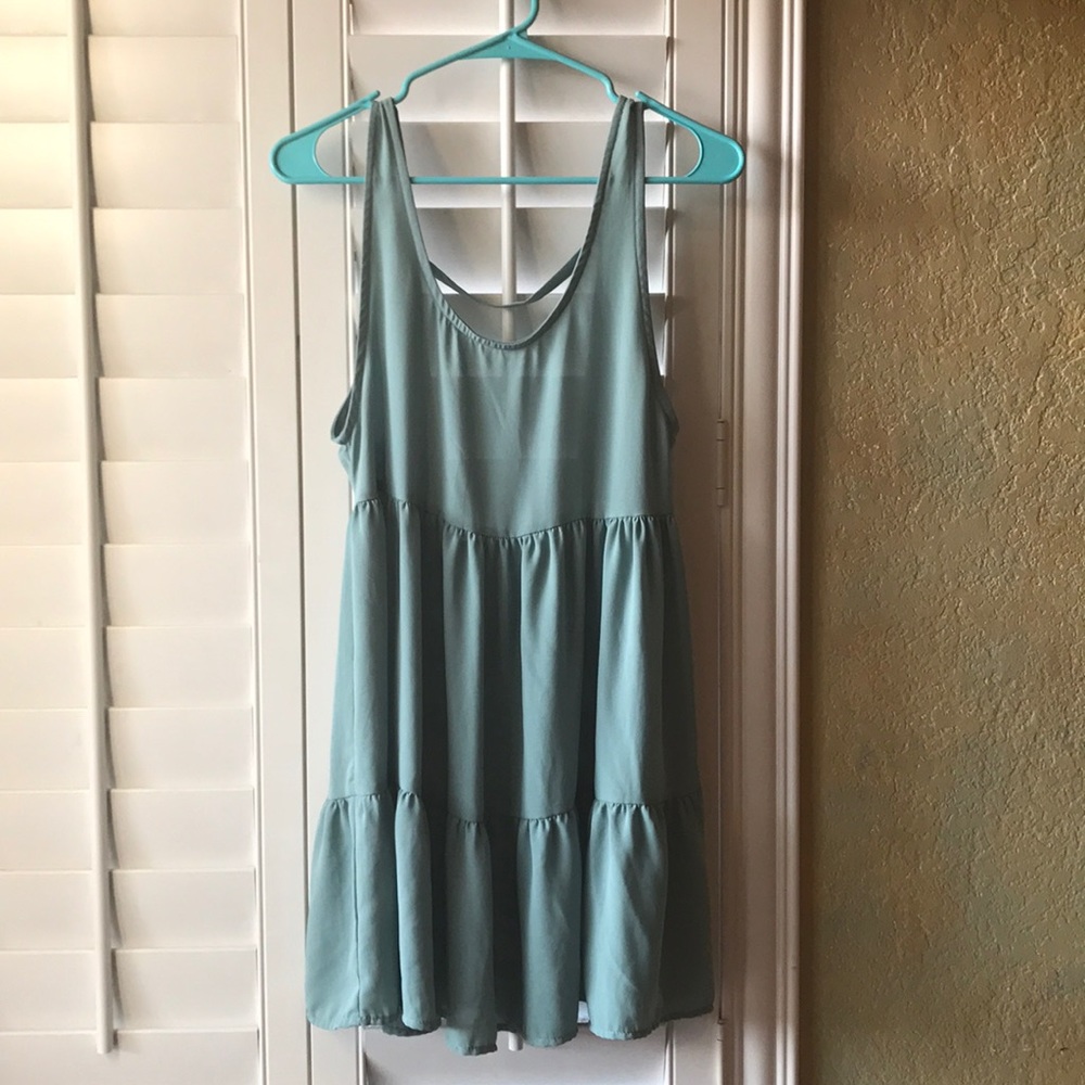 Solemio Los Angeles Mint Green Dress with low back